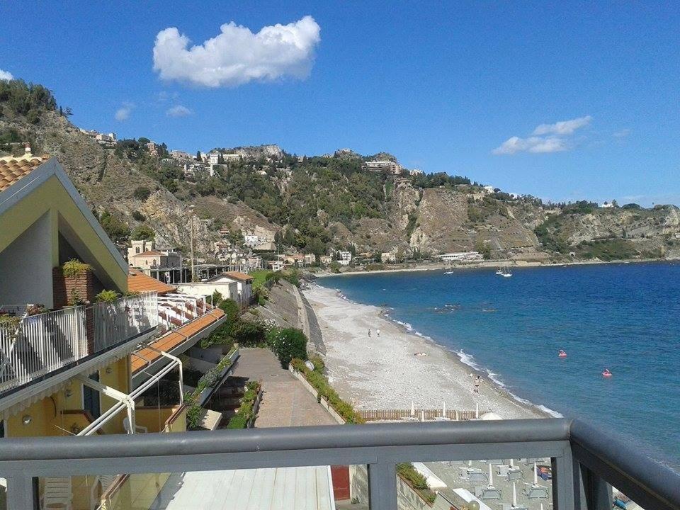 Sirina House Taormina Aparthotel ภายนอก รูปภาพ