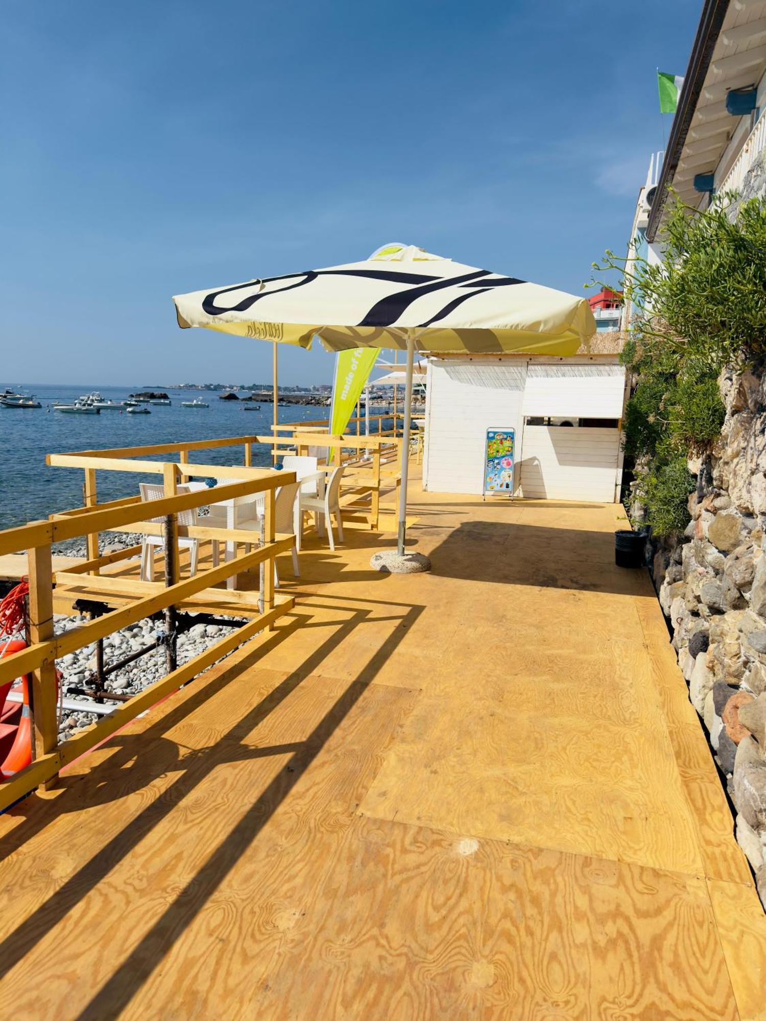 Sirina House Taormina Aparthotel ภายนอก รูปภาพ